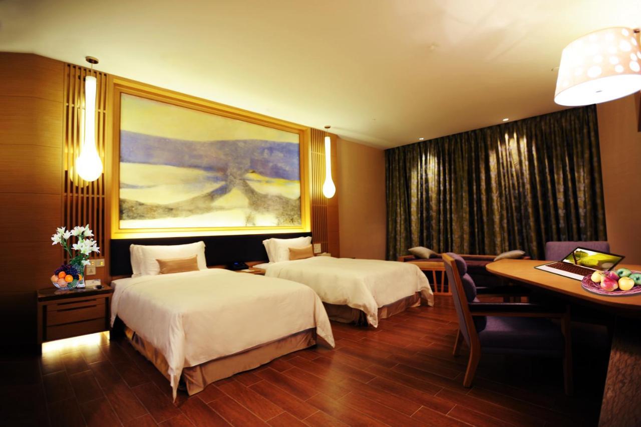 Huidong Regal Palace Resort Esterno foto